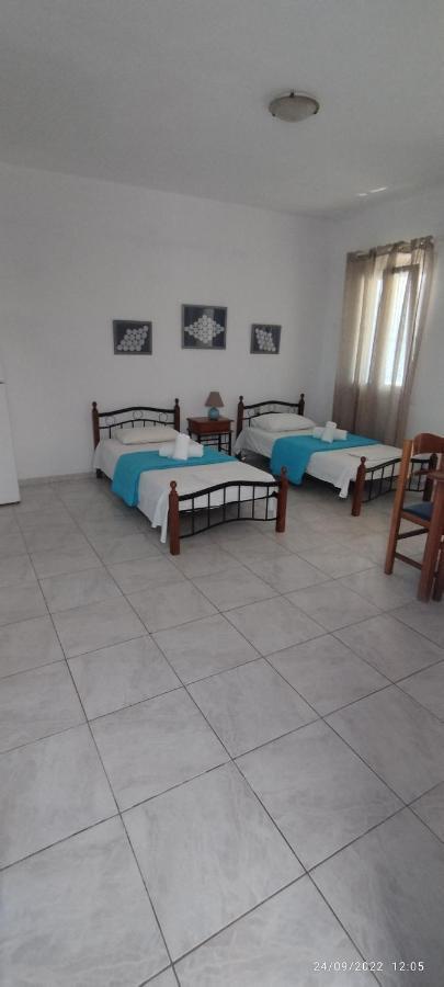 Tinos Apartments Zalonis Agios Ioannis  Oda fotoğraf